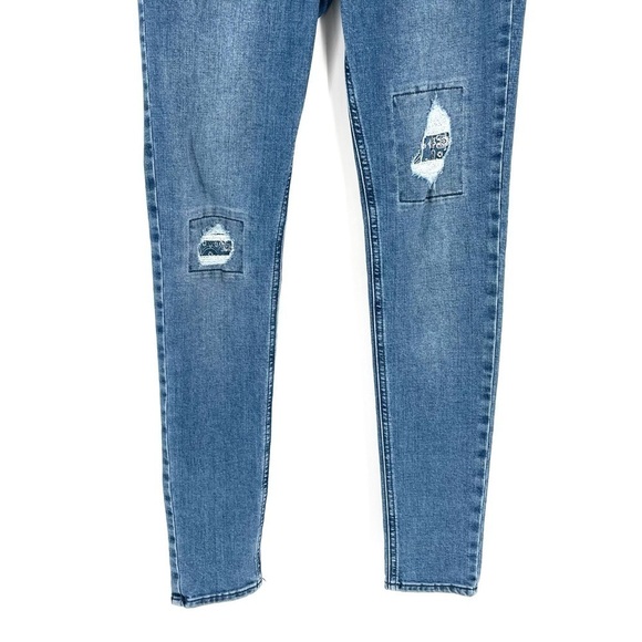 Hollister Bandana Patchwork Distressed Straight Jeans - Picture 3 of 10